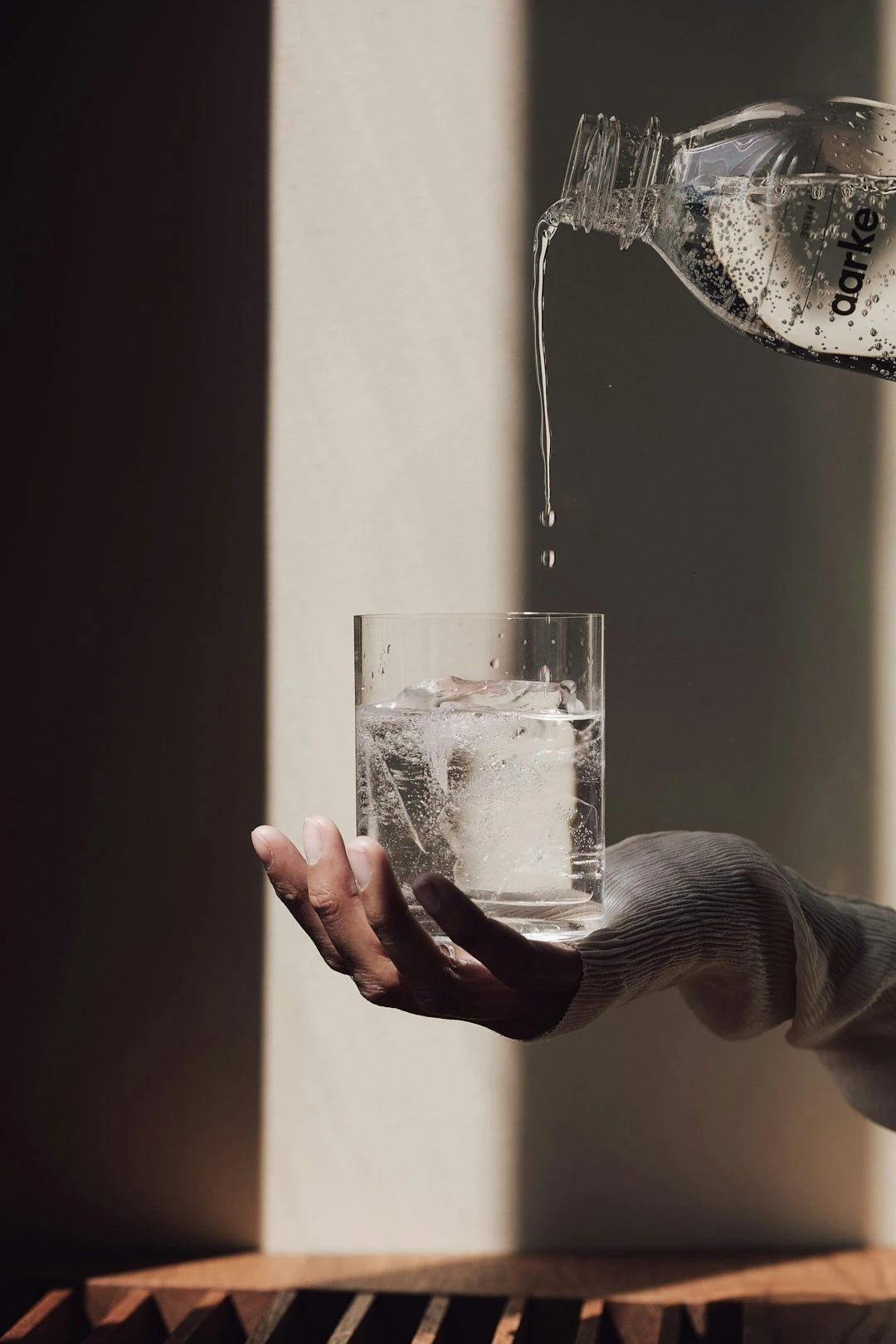 Aarke Carbonator III Soodakone, Kulta 7 Aarke Carbonator III Soodakone, Kulta - Image 5