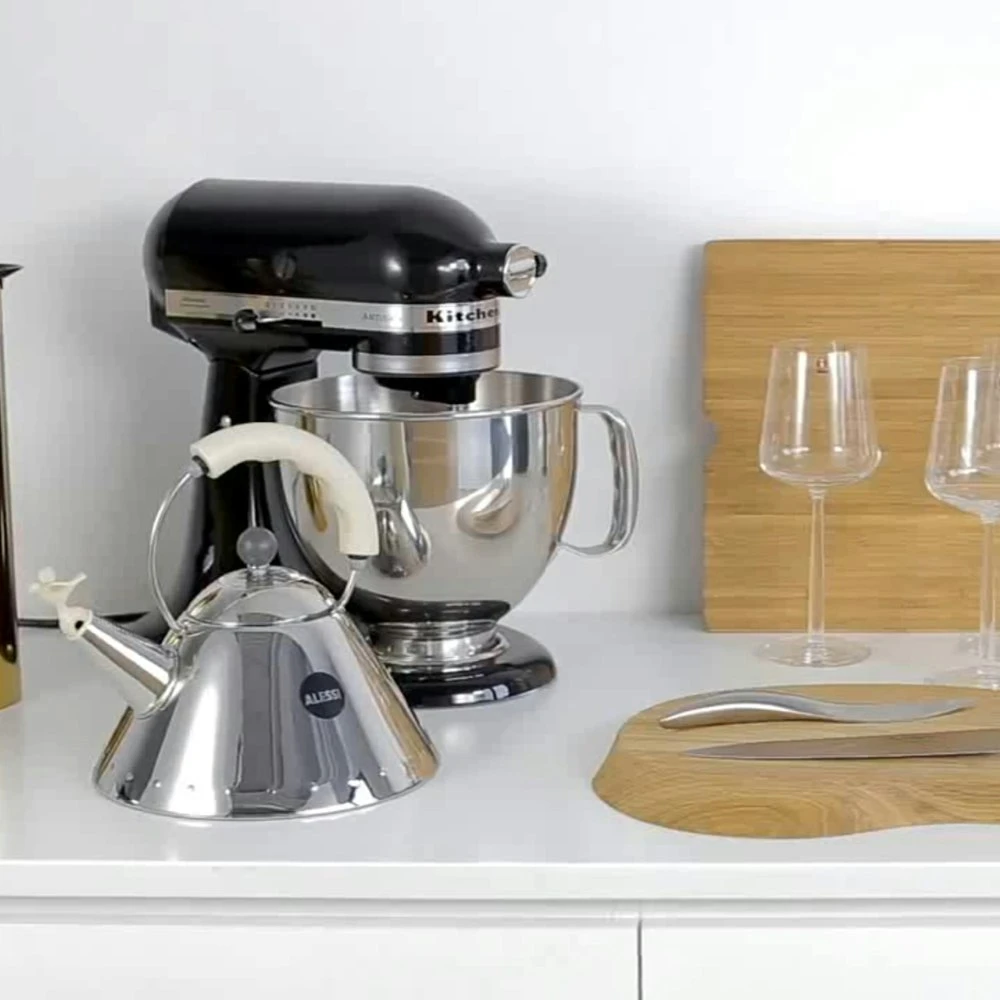 Alessi Vedenkeitin, Sähköinen, 1,5l, Valkoinen 4 Alessi Vedenkeitin, Sähköinen, 1,5l, Valkoinen - Image 2