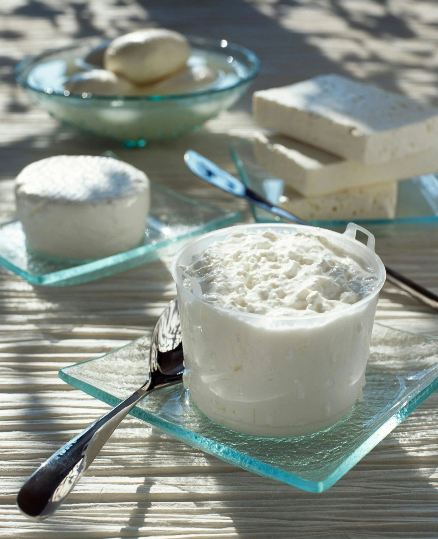 Cuisinart Yoghurt Machine, Steel Grey 7 Cuisinart Yoghurt Machine, Steel Grey - Image 5