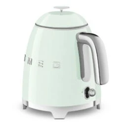 Smeg Mini Vedenkeitin 0,8 L, Vaaleanvihreä -Keittiökonekauppa smeg mini vedenkeitin 08 l 139