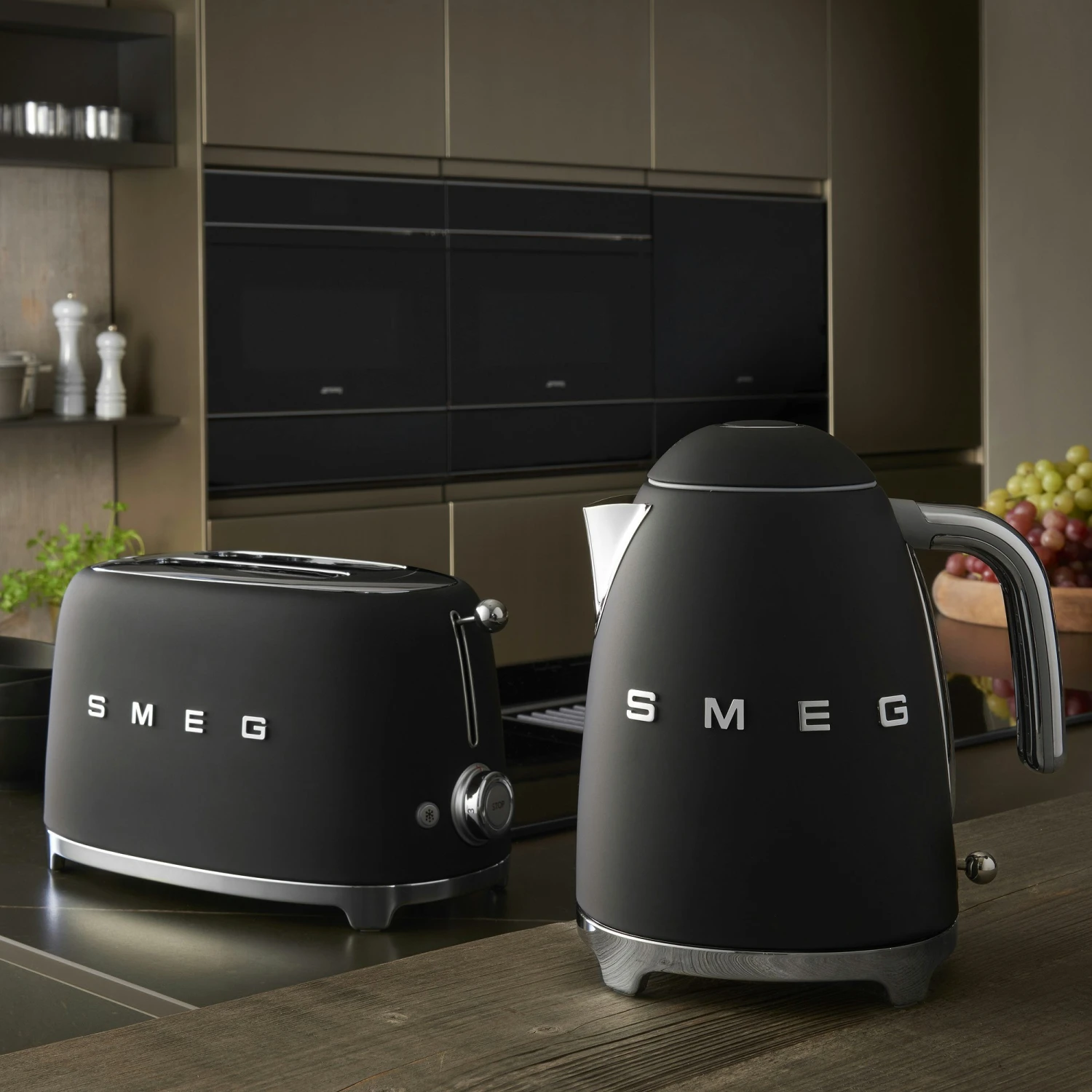 Smeg Toaster 2 Slices, Matt Black 6 Smeg Toaster 2 Slices, Matt Black - Image 4
