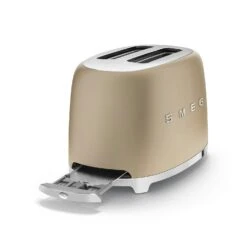 Smeg Toaster 2 Slices, Matt Gold -Keittiökonekauppa smeg smeg leivanpaahdin 2 viipaletta 54