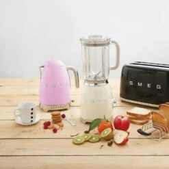 Smeg Vedenkeitin, Säädettävä Lämpötila, Roosa 7 Smeg Vedenkeitin, Säädettävä Lämpötila, Roosa -Keittiökonekauppa smeg smeg vedenkeitin saadettava lampotila 17l 11